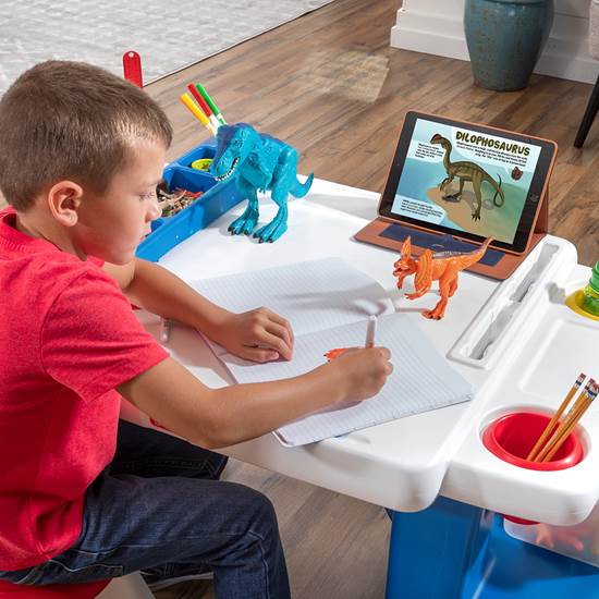 Столик для творчества Создатель Step 2