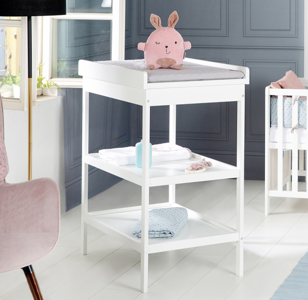 Стол для пеленания с матрасиком белый Roba