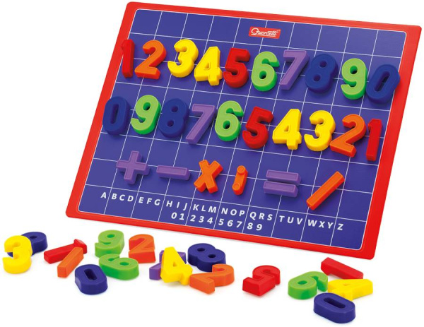 Магнитная доска с цифрами 48 деталей Quercetti