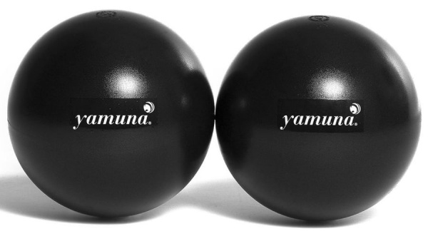 Массажные мячи YAMUNA Black Balls черные 11 см 2 штуки