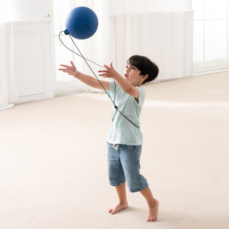 Мяч со шнуром для игры в помещении 20 см Weplay