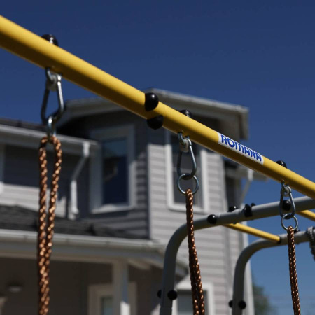 Качели подвесные пластиковые