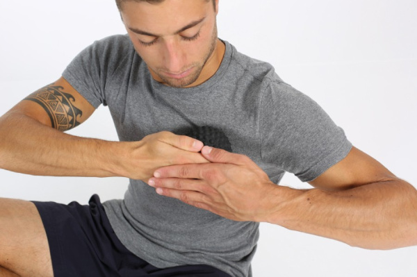 Массажный мяч TOGU Actiball 9 см черный