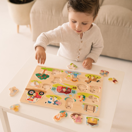 Рамка-вкладыш Ферма New Classic Toys