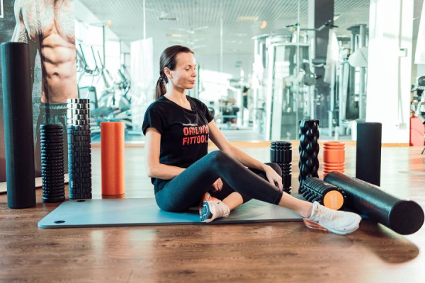 Цилиндр для пилатес EVA 45х15 см премиум черный Original Fit.Tools