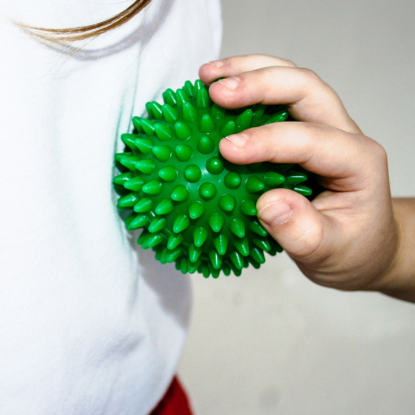 Мяч массажный с шипами 8,5 см, 1 штука Тех-пласт