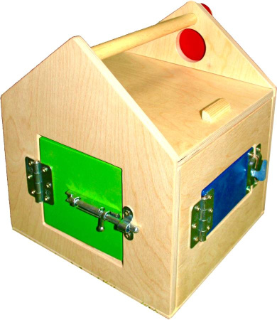 Домик с дверцами и замочками Romsens