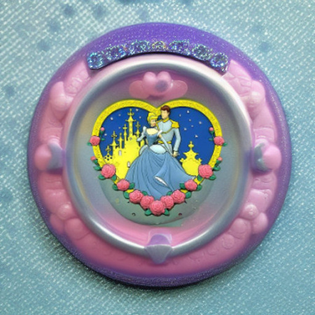 Мягкий магнитик ЗОЛУШКА Jiri Models