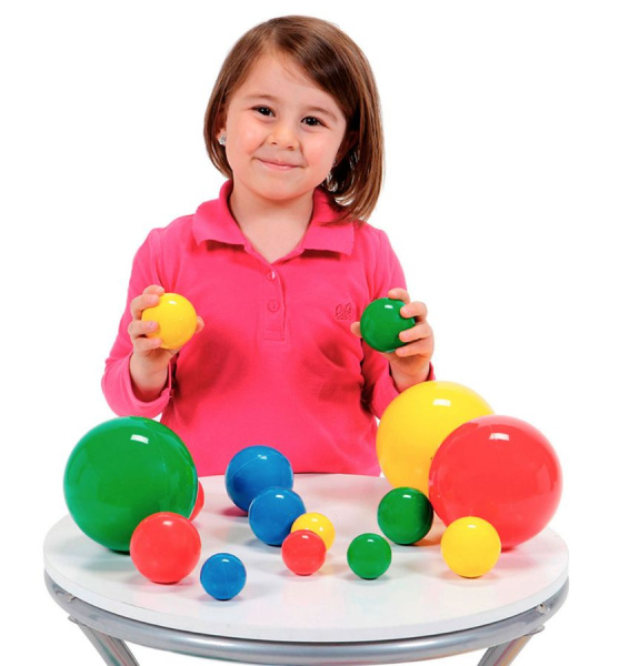 Мяч игровой резиновый Universal Ball Maxi 12,5 см, 1 штука Ledraplastic