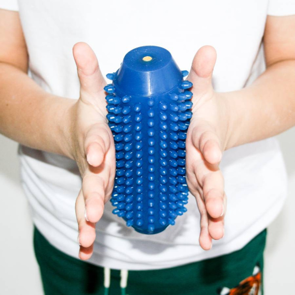 Валик с шипами маленький 15х6 см, 1 штука Тех-пласт