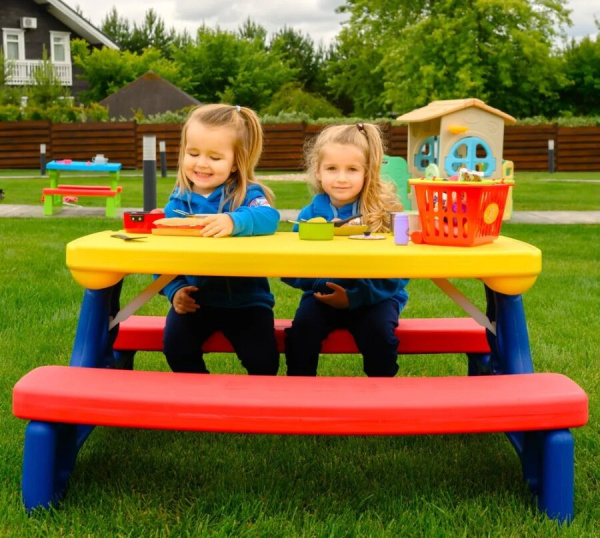 Стол садовый Пикник с лавочками UNIX Kids Garden Yellow