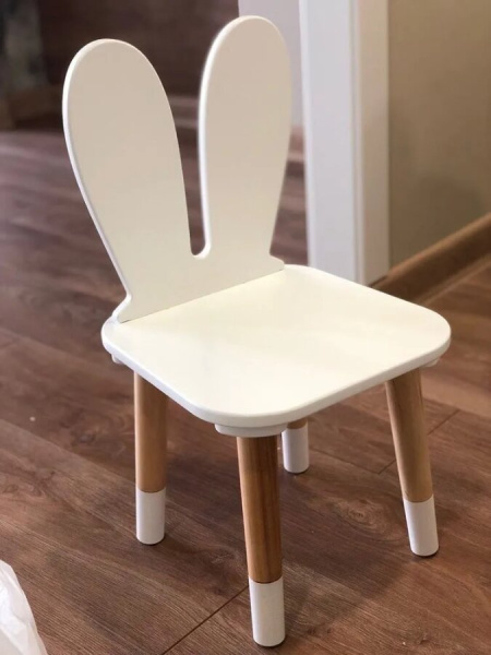 Стульчик деревянный Зайчик белый DimDomKids