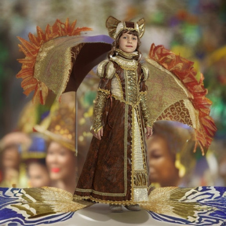 Королева, рост 128 Батик